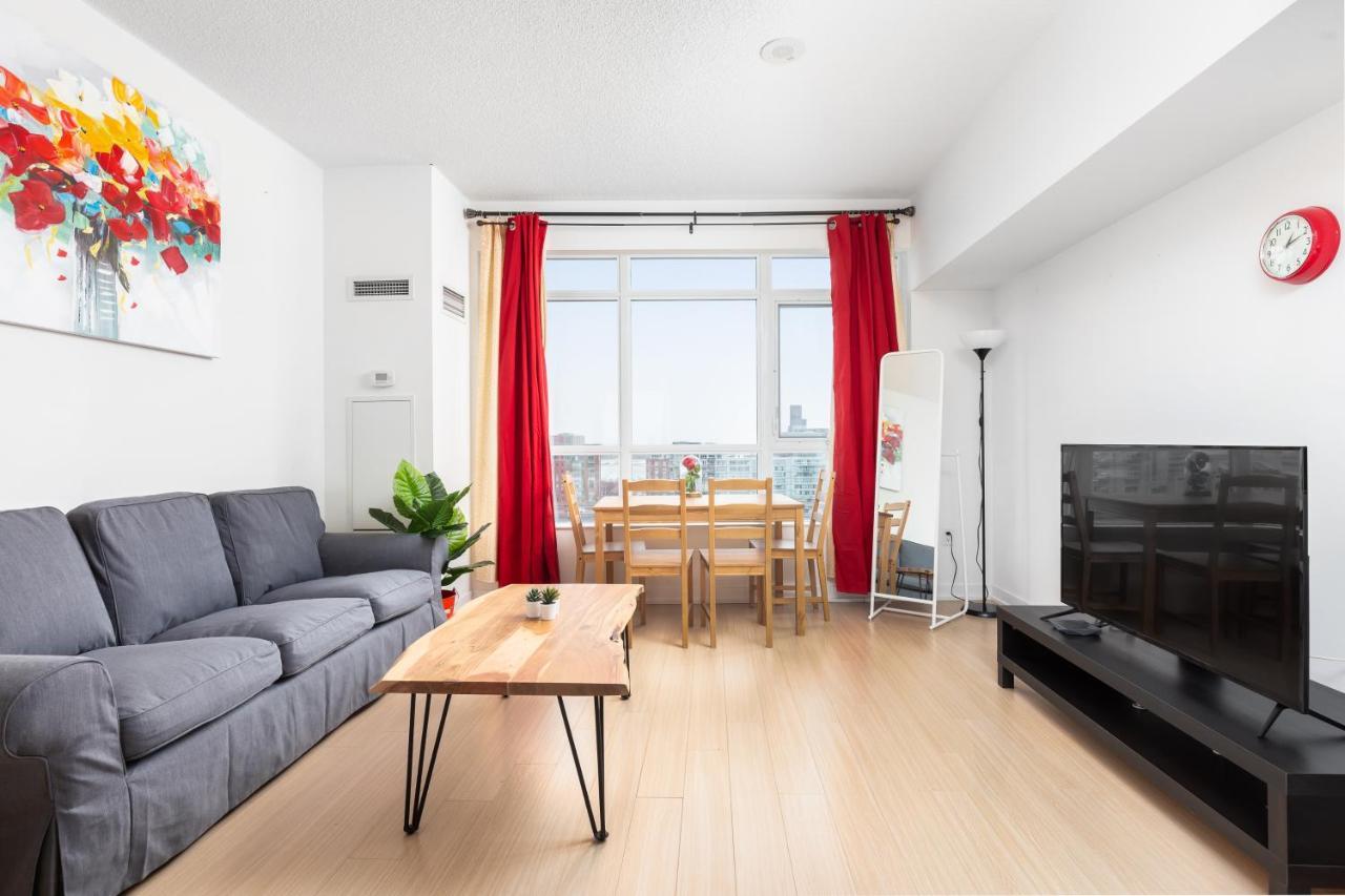 Apartment Perfectly Downtown With Free Parking Toronto
